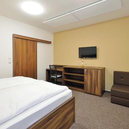 Hotel Penzion Kuzelna à Trutnov Extérieur photo